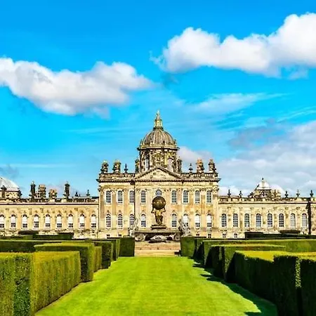 Luxury Hot Tub 5 Star Country Park Huge Veranda Colour Change Hot Tub Private Fishing Free Parking Hotel Malton